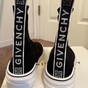 Givenchy high top tennis shoes. EUR size 40.